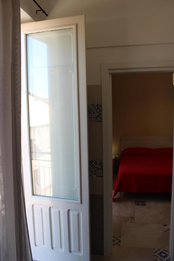 Апартаменты La Stanza Vicino Al Mare , Una Camera Da Letto E Bagno Con Balcone Vista Mare Балестрате Экстерьер фото