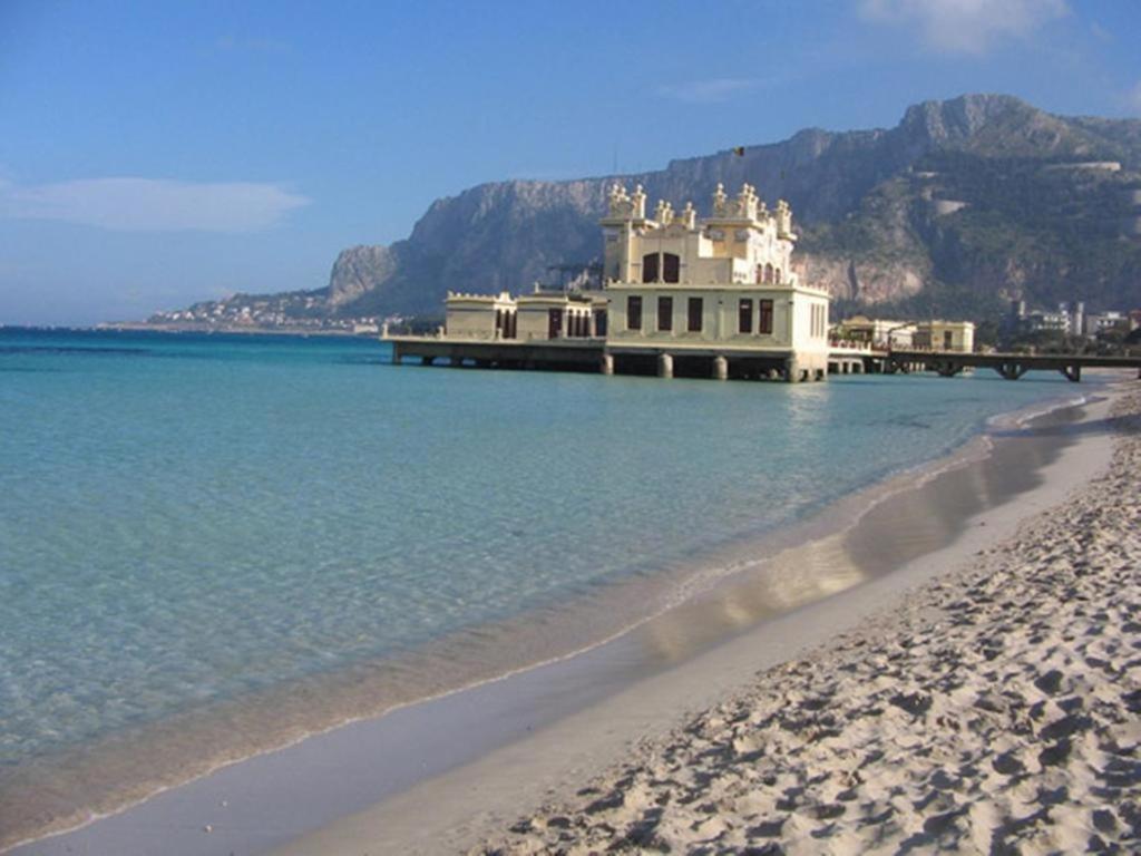Апартаменты La Stanza Vicino Al Mare , Una Camera Da Letto E Bagno Con Balcone Vista Mare Балестрате Экстерьер фото