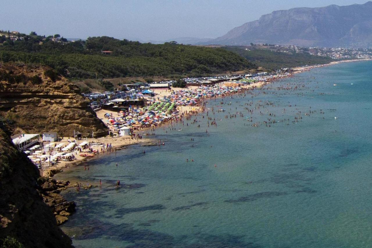 Апартаменты La Stanza Vicino Al Mare , Una Camera Da Letto E Bagno Con Balcone Vista Mare Балестрате Экстерьер фото