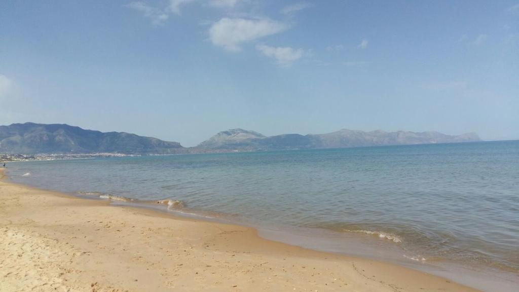 Апартаменты La Stanza Vicino Al Mare , Una Camera Da Letto E Bagno Con Balcone Vista Mare Балестрате Экстерьер фото